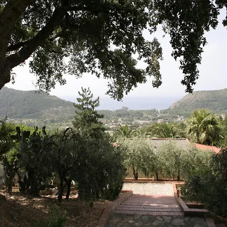 Belvilla By Oyo Casa Gialla * Centola