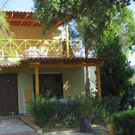 Belvilla By Oyo Casa Gialla *