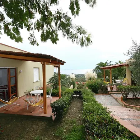 Belvilla By Oyo Casa Gialla *